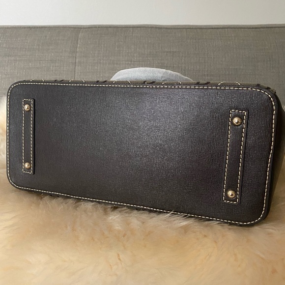 Dooney & Bourke Willa Zip Logo Satchel Bag $308 - Picture 4 of 9